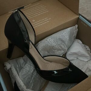 Black closed toe heel